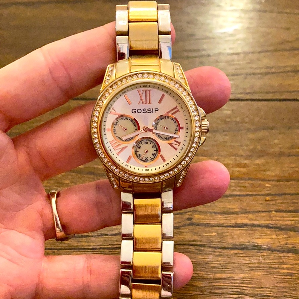Women’s Gossip watch